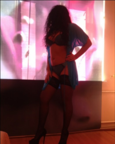 Prostituerad i Skumparp - Eskortmodell